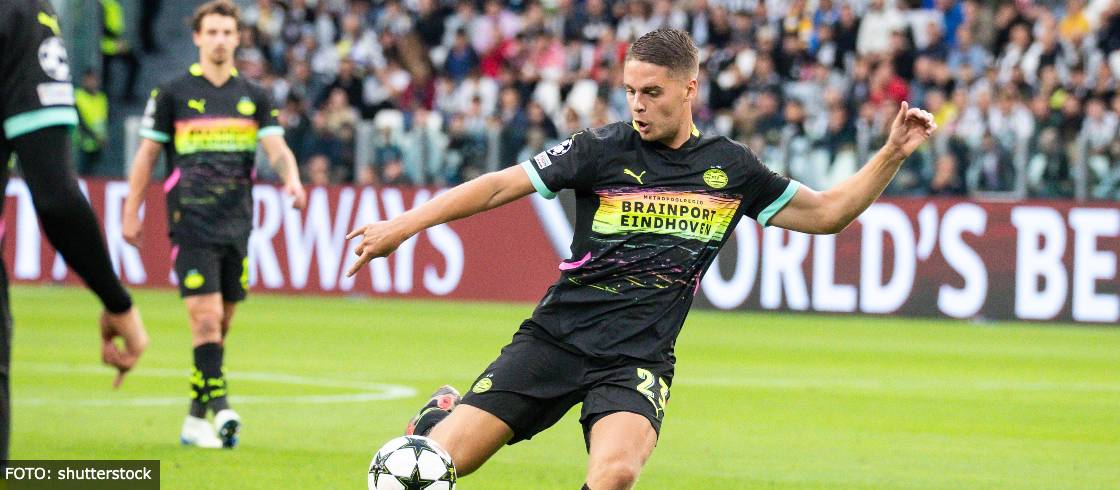 PSV começa goleando na Eredivisie. Flamengo é o líder