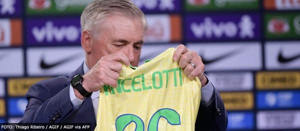 Quais jogadores brasileiros são admirados por Carlo Ancelotti?